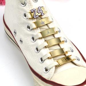 Zapatillas deportivas de moda para hombre, con cierre de encaje dorado para cordones - Product Image 1