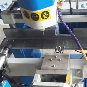 Pvc लॉक छेद ड्रिलिंग मशीन विभिन्न प्रकार के छेद, मोर्टिसेस और स्आउट्स मिलिंग के लिए उपयोग किया जाता है - Product Image 4