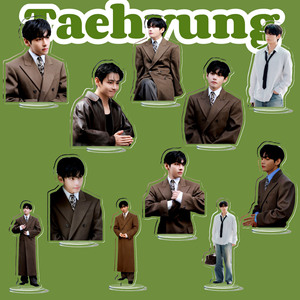 Standee Acrílico de <span class=keywords><strong>Taehyung</strong></span> de Kpop de 10 cm, Foto HD, Impresión a Doble Cara, Modelo de Exhibición de Ídolo, Decoración de Escritorio, Recuerdo para Fans, Regalo - Product Image 1