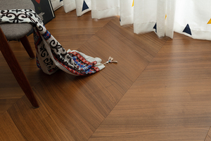 Pavimento in Legno Ingegnerizzato di Noce Nero Americano a Spina di Pesce, <span class=keywords><strong>Parquet</strong></span> in Noce a 45 Gradi - Product Image 4