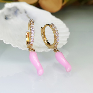 Orecchini Pendenti Vintage con Dettagli Decorativi, Accessori di Moda per Donne, Vendita all'Ingrosso - Product Image 1