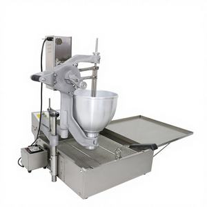 آلة قلي الدونات الكهربائية الصغيرة الجديدة 220 فولت من الفولاذ المقاوم للصدأ 304 مع 3 قوالب مختلفة وموزع موتشي للفنادق - Product Image 2