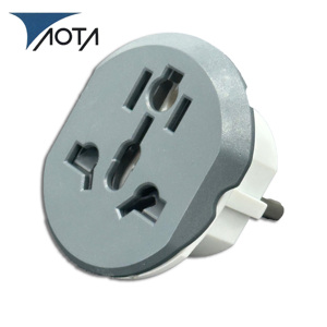 Adaptor Multifungsi 10A dengan Soket untuk Mengubah Steker UK, AS, Eropa Menjadi Tiga atau Dua Pin untuk Perjalanan - Product Image 1