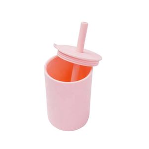 Nouveau design personnalisé anti-déversement non toxique sans Bpa doux minuscule eau potable tasse de miel enfants enfants silicone bébé paille tasse à bec - Product Image 1