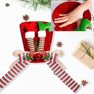 Décoration de Noël en gros : Nœud rayé en tissu rouge et vert en forme de jambe d'elfe pour le sommet du sapin – Meilleure vente - Product Image 4