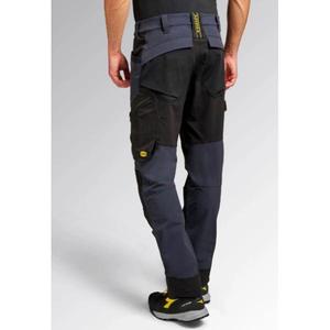 DIADORA UTILITY-702,180798-80001/XL Pantalón elástico de rendimiento de varios materiales con tratamiento repelente al agua Negro Humo - Product Image 1