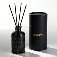 Flacons de parfum vides de luxe en verre carré de 100 ml pour diffuseur d'aromathérapie avec finition mate, sérigraphie et marquage à chaud