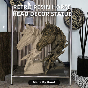 Sculpture de tête de cheval en résine, art populaire moderne, dessin animé, peinte à la main, modèle artisanal, décoration d'intérieur, statue - Product Image 2