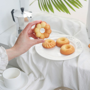 6 Cavity Round Donut Baking Pan Non Stick Muffin Pan Cake Mold For Home Baking - Product Image 4