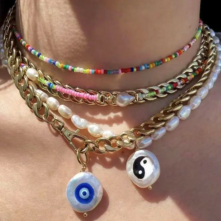 Collier avec pendentif yin et yang, chaîne en acier inoxydable brute, bijou créatif court, perles baroque d'eau douce, gossip smile, bleu