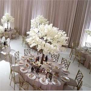 Venta superior Accesorios de escenario de boda al aire libre Árbol de flor de cerezo de madera con flores de PE Sakura Hierba artificial y planta de hoja - Product Image 5