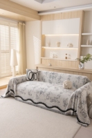 Vielseitiger Vollflächiger Moderner Blumen-Jacquard Sofabezug mit Rutschfester Rückseite Waschbar Maßgefertigt für Ledercouches Täglicher Gebrauch