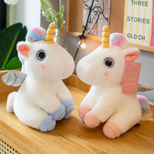 Vente flash : Ours en peluche super doux en forme <span class=keywords><strong>de</strong></span> <span class=keywords><strong>fraise</strong></span> transformée, mignon, écologique, rembourrage en coton PP, design personnalisé, anti-stress - Product Image 4