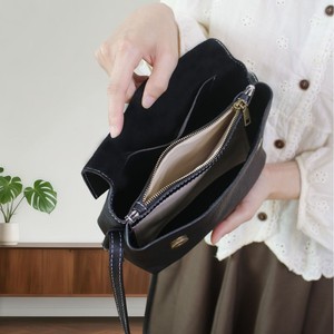Vintage Leather Envelope Pouch Black Single Strap Crossbody <b>Bag</b> For Everyday Use - Product Image 4