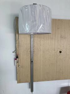 Lampes suspendues murales modernes en tissu <span class=keywords><strong>avec</strong></span> LED et <span class=keywords><strong>prise</strong></span> de courant intégrée pour têtes de lit de suites d'hôtels IHG Hilton - Product Image 4