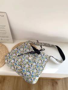Sac en toile double face style ethnique patchwork bohème, nouvelle collection printemps, sac de shopping polyvalent à porter à l'épaule ou en bandoulière - Product Image 5