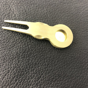 Biểu Tượng Tùy Chỉnh Cá Nhân <span class=keywords><strong>Divot</strong></span> Công Cụ Golf Với Bóng Marker, Thiết Kế Cổ Số Lượng Lớn Trống Kim Loại Golf Sửa Chữa Bóng <span class=keywords><strong>Divot</strong></span> Công Cụ - Product Image 6