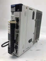 Pilote EtherCAT Servo AC Original 400w Yaskawa adapté aux SGDXS-2R8AA0A8002 de machine de découpe laser 1-3kW