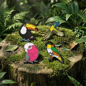 Collection de Broches Émaillées Oiseaux Tropicaux : <span class=keywords><strong>Toucan</strong></span>, Ara, Perroquet, Galah, Cockatoo – Badge Animal Mignon, Cadeau pour Amateurs de Nature, Épingles en Métal - Product Image 2
