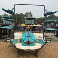 Machine de repiquage de riz entièrement automatique à roues, alimentée au diesel, un outil sophistiqué pour la culture des semis
