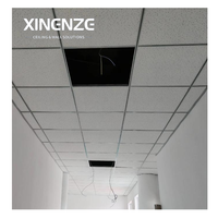 Dalles de plafond acoustiques modernes en fibres minérales 2x2, résistantes à l'humidité, ignifuges et anti-fumée, carrées blanches pour plafonds suspendus de bureau