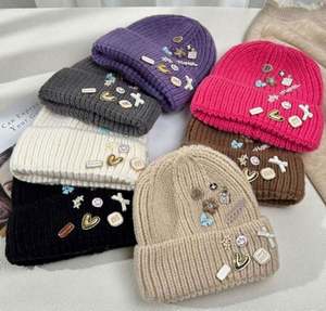 Gorros de Punto Acrílicos de Moda al por Mayor, Gorros de Invierno Comunes para Mujer, para Viajes - Product Image 2