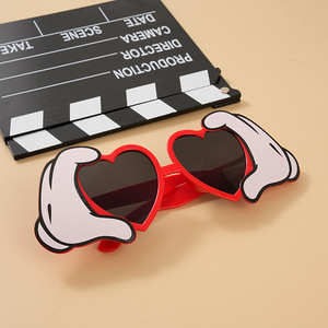 <span class=keywords><strong>Gafas</strong></span> de Sol Divertidas <span class=keywords><strong>con</strong></span> Forma de Dedo, de <span class=keywords><strong>Pollo</strong></span>, Arcoíris, Oso, Conejo y Corazón, para Fiestas de Cumpleaños, Regalo para Fiestas - Product Image 5