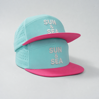 Casquette ajustée 7 panneaux de haute qualité pour homme avec logo en caoutchouc, casquette snapback sport personnalisée à visière plate en tissu poly+spandex courant