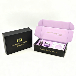 Asequible <span class=keywords><strong>OEM</strong></span> proveedor negro y rosa de lujo logotipo personalizado ropa envío 3 capas de cartón corrugado embalaje cajas de correo - Product Image 1