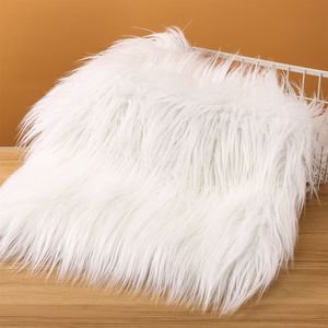 Tissu en fausse fourrure à poils longs de haute qualité, matière douce et moelleuse pour la tapisserie de meubles de luxe haut de gamme - Product Image 4