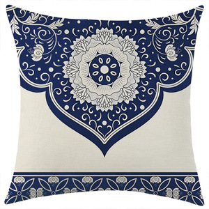 Juego de Fundas de Almohada Cuadradas Vintage de Lino, Diseño Floral Azul y Blanco, Transpirables, para Sala de Estar, Sofá, 4 Piezas - Product Image 3