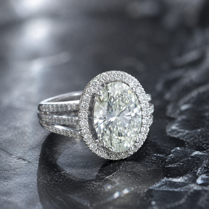 Anello di fidanzamento ovale da donna, elegante gioiello per proposta di matrimonio - Product Image 4