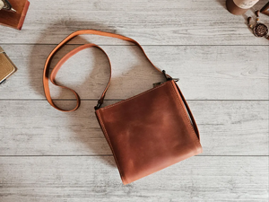 Personalized <b>Leather</b> Crossbody <b>Bag</b> for Women <b>Small</b> Handmade Purse Cute Brown Shoulder Handbag Gift for Her - Product Image 1