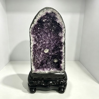 Vente en gros de grande grotte d'améthyste naturelle sans base, géode d'améthyste en forme de cathédrale pour bureau, magasin, géomancie