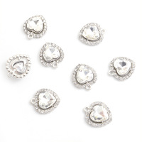 Pendentif Cœur Halo en Strass, Alliage Doré, Cristal Facetté, Idéal pour Cadeau de Saint-Valentin et Décoration