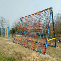 Filet d'escalade extérieur en acier grande capacité multicolore pour aire de jeux et parc d'aventure pour enfants