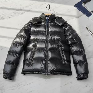 Nuovo Lussuoso Cappotto Invernale Classico da Uomo con Cappuccio e Colletto, Giacca Imbottita Monocolore Lucida - Product Image 5