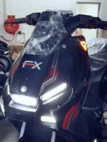 Moto électrique tout-terrain sans balais pour adultes OEM 48V/60V/72V 1200W avec éclairage d'ambiance personnalisé pour les distributeurs en gros