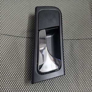 Manija Interior de Puerta Chevrolet, Plástico Negro Plateado, Izquierda/Derecha, para Optra/Forenza 03-08 - Product Image 3