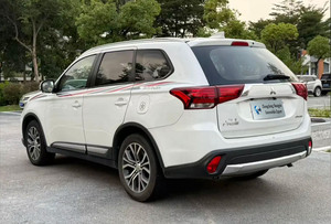 Mitsubishi <span class=keywords><strong>Outlander</strong></span> 2.0L 2WD Automático <span class=keywords><strong>de</strong></span> 7 Plazas, SUV Compacto Usado <span class=keywords><strong>de</strong></span> 2018, Vehículo <span class=keywords><strong>de</strong></span> <span class=keywords><strong>Segunda</strong></span> <span class=keywords><strong>Mano</strong></span> Confiable - Product Image 5