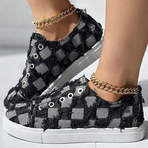 2024 en Stock personalidad moda lona Vamp tacón plano señoras <span class=keywords><strong>zapatillas</strong></span> patrón de <span class=keywords><strong>rejilla</strong></span> zapatos casuales para mujeres - Product Image 2