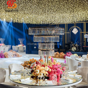 Support à gâteau moderne de haute qualité en acier inoxydable à 4 niveaux avec cristaux suspendus, taille personnalisable pour les événements de mariage - Product Image 6