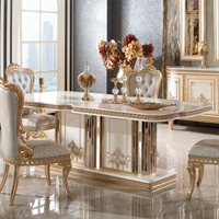 Table à manger classique de style antique haut de gamme, entièrement sculptée à la main, design de salle à manger, couleur blanc et or, avec ensemble de chaises