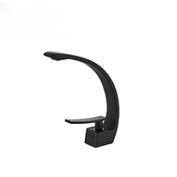 Robinet de lavabo cascade de luxe à poignée unique, à poser sur le comptoir, monotrou, demi-lune, en laiton, mitigeur chaud/froid, vente en gros