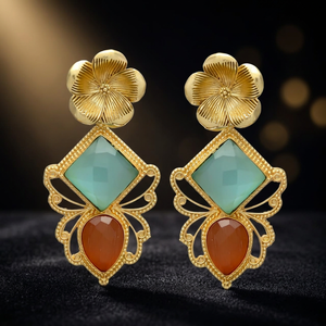 Pendientes Largos con Baño de Oro, Diseño Clásico y Hermoso, con Gema de Calcedonia Aqua, Estilo Étnico para Bodas - Product Image 2
