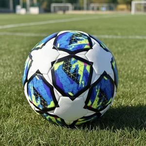 Pallone da <span class=keywords><strong>Calcio</strong></span> USA-Canada-Messico per Coppa del Mondo, Lega Campioni, Misura 5/4, in PU, per Premier League e Allenamento <span class=keywords><strong>di</strong></span> Squadra - Product Image 4