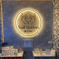 Enseigne néon ronde personnalisée en acrylique rétroéclairée pour entreprises et salons, étanche IPX6, utilisation automobile, signalétique pour bars/salons