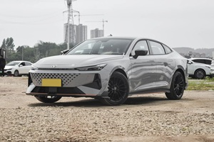 Auto Usado Barato 2022, Changan UNI-V, Gasolina, Bajo Kilometraje, <span class=keywords><strong>Segunda</strong></span> <span class=keywords><strong>Mano</strong></span>, 5 Puertas, 5 Asientos, Hatchback, Mejor Precio, Vehículos de Gasolina - Product Image 2