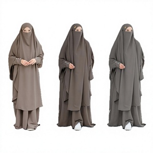 Ensemble Abaya Medina, tenue élégante et modeste pour femmes, parfait pour les prières et les occasions spéciales - Product Image 1