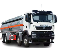 SINOTRUK HOWO 2 essieux 24000L citerne à eau semi-remorque
